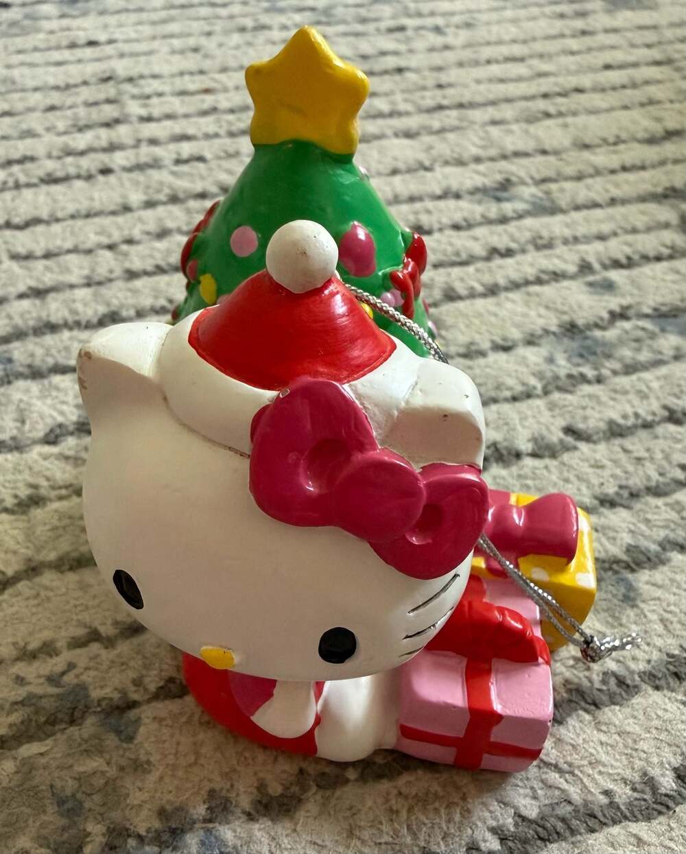 Hello Kitty Holiday Christmas Tree Ornament with Gifts